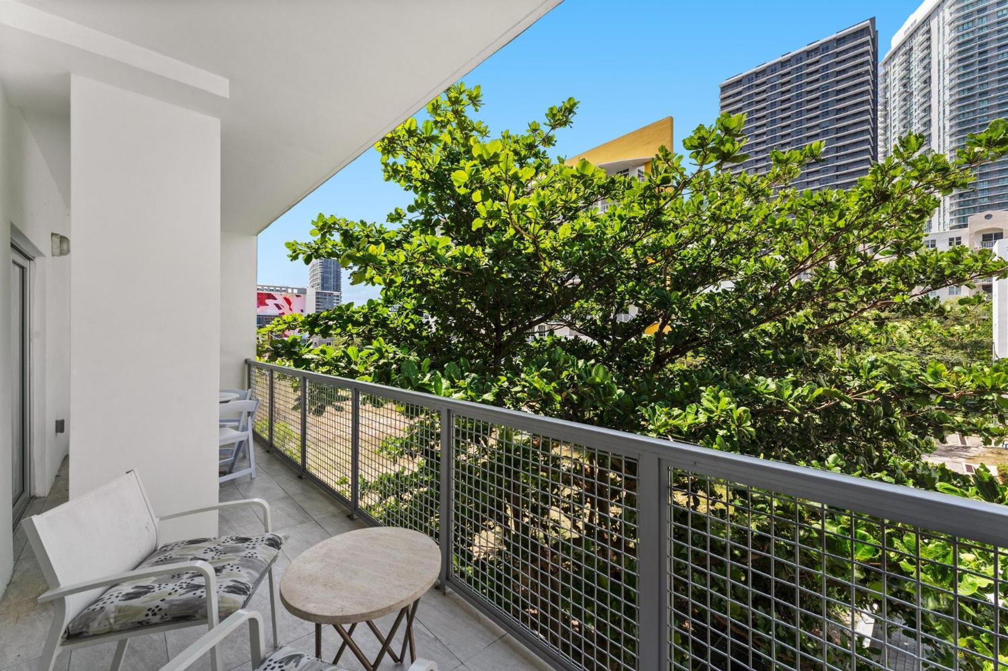 Modern Apartment In Edgewater 마이애미 객실 사진